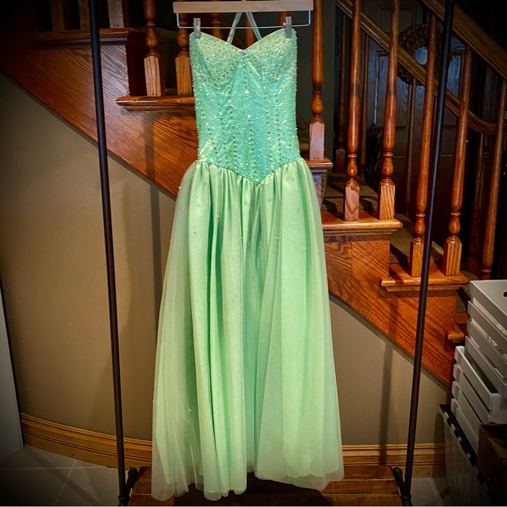 Apple Green Sweetheart Sequin Tulle Ballgown Dress | 4